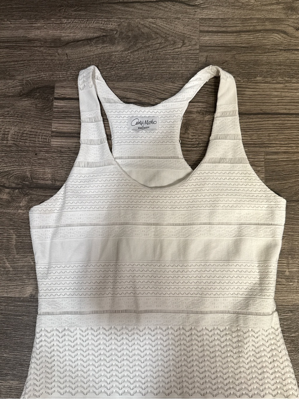 Amy Matto White Textured Bodycon Midi Dress Size Small - Picture 11 of 11